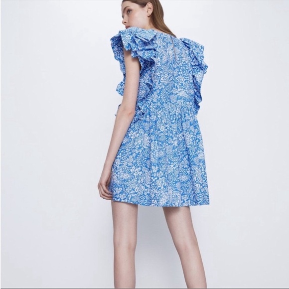 Zara Bloggers Fave Blue Floral Paisley Ruffle Dress - Picture 2 of 8